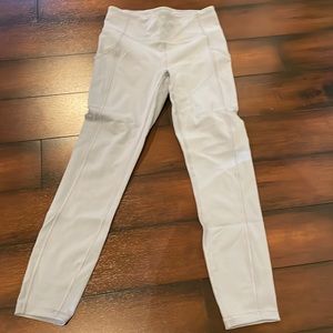Lululemon Align with pockets Excellent condition